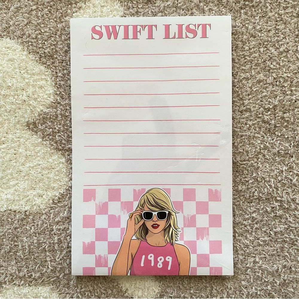 Taylor Swift 5X8 Swift List Pink White checkered NEW Notepd